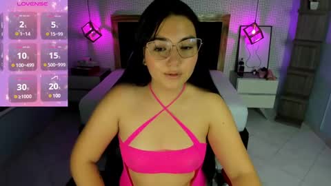 delilaquinn online show from March 4, 2025, 12:12 pm