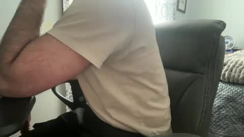 Snapshot of deliveryguy222 chatting on February 25, 2026, 8:07 pm deliveryguy222 online show from February 25, 2026, 8:07 pm