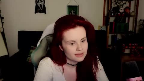 Snapshot of dellacrush_ chatting on November 22, 2025, 6:07 pm dellacrush_ online show from November 22, 2025, 6:07 pm