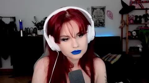 Snapshot of dellacrush_ chatting on February 3, 2026, 6:57 pm dellacrush_ online show from February 3, 2026, 6:57 pm