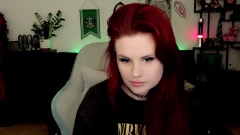 Snapshot of dellacrush_ chatting on February 10, 2026, 6:56 pm dellacrush_ online show from February 10, 2026, 6:56 pm