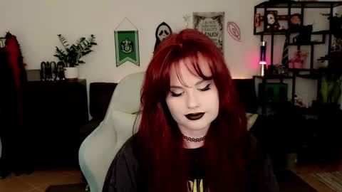 Snapshot of dellacrush_ chatting on February 21, 2026, 6:42 pm dellacrush_ online show from February 21, 2026, 6:42 pm