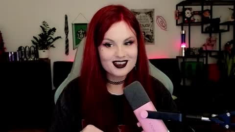 Snapshot of dellacrush_ chatting on March 9, 2026, 6:12 pm dellacrush_ online show from March 9, 2026, 6:12 pm