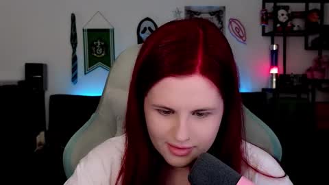 Snapshot of dellacrush_ chatting on March 10, 2026, 6:46 pm dellacrush_ online show from March 10, 2026, 6:46 pm