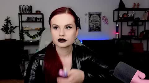 Snapshot of dellacrush_ chatting on March 24, 2026, 7:19 pm dellacrush_ online show from March 24, 2026, 7:19 pm