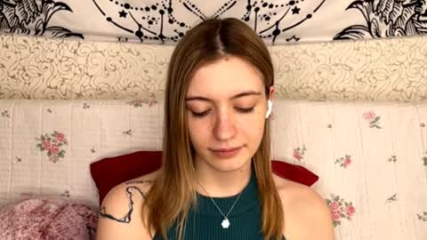 Snapshot of dellisifuentes chatting on February 12, 2026, 12:33 pm Sia online show from February 12, 2026, 12:33 pm