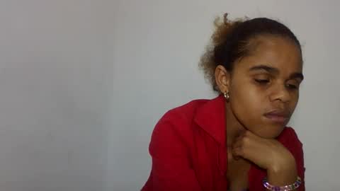 delphine online show from June 10, 2026, 6:18 pm