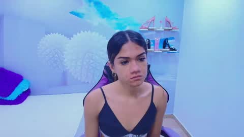 DEMI online show from November 22, 2025, 12:26 pm