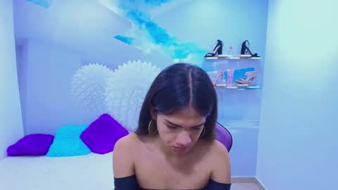 DEMI online show from November 29, 2025, 11:35 am