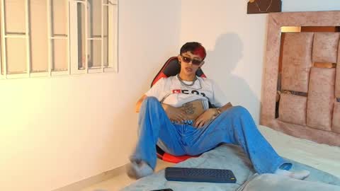 Demian and Salvatore online show from November 29, 2025, 10:46 pm