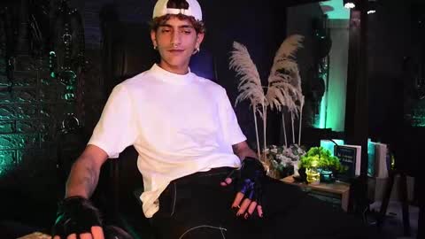 DemonKush online show from October 29, 2025, 9:05 pm