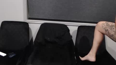 Snapshot of demonways chatting on December 10, 2024, 10:49 am Demon Ways online show from December 10, 2024, 10:49 am