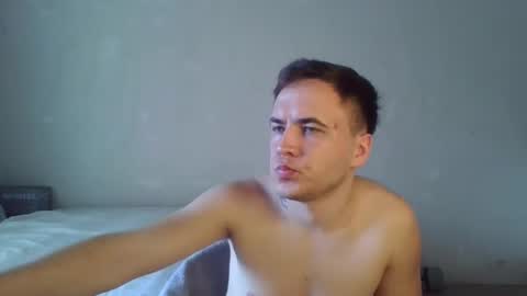 den4ik_sport online show from April 7, 2026, 1:22 pm