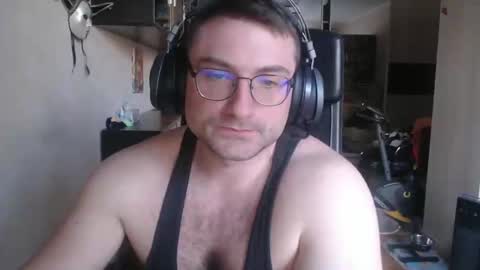 Snapshot of den_lover1 chatting on February 26, 2025, 10:58 am Den online show from February 26, 2025, 10:58 am