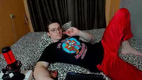 Snapshot of deni_boy99 chatting on March 19, 2026, 7:51 pm Deni online show from March 19, 2026, 7:51 pm