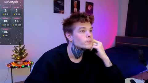 Snapshot of denis_here chatting on December 21, 2025, 2:46 pm Denis online show from December 21, 2025, 2:46 pm