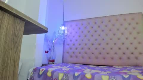 Snapshot of denisse_logan chatting on February 23, 2026, 3:15 am denisse_logan online show from February 23, 2026, 3:15 am