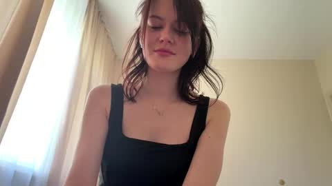 Snapshot of denitaaboud chatting on April 24, 2026, 8:50 am Hello guys My name is Chris online show from April 24, 2026, 8:50 am