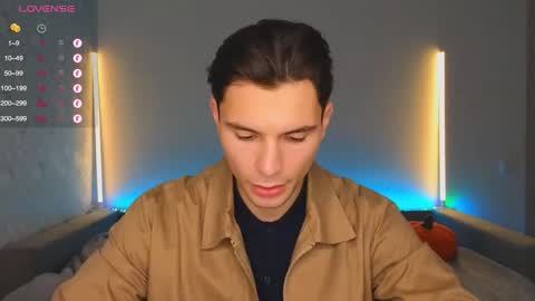 Den online show from November 24, 2025, 2:39 pm