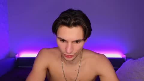 Snapshot of denlover chatting on February 24, 2026, 10:19 pm Den online show from February 24, 2026, 10:19 pm