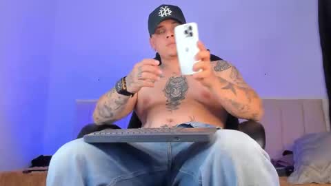 Snapshot of dennis_munera chatting on November 22, 2025, 4:33 am dennis munera online show from November 22, 2025, 4:33 am