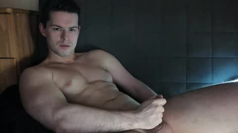 Snapshot of dennis_night chatting on December 22, 2025, 1:02 am Den online show from December 22, 2025, 1:02 am