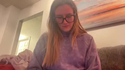 Snapshot of denverminx_ chatting on January 18, 2025, 2:47 am Nikki Denvers Minx online show from January 18, 2025, 2:47 am