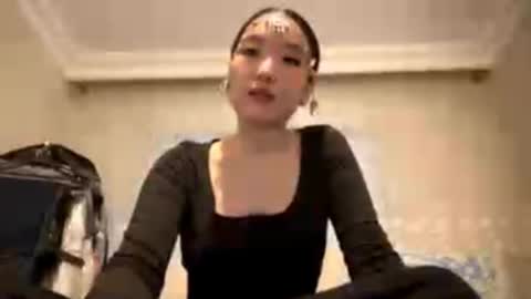 Snapshot of denysebernacchi chatting on January 18, 2026, 7:01 am Emma online show from January 18, 2026, 7:01 am