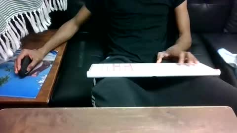 Denzel King3 online show from October 21, 2025, 3:07 am