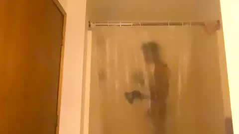 Denzel King3 online show from November 5, 2025, 3:39 am