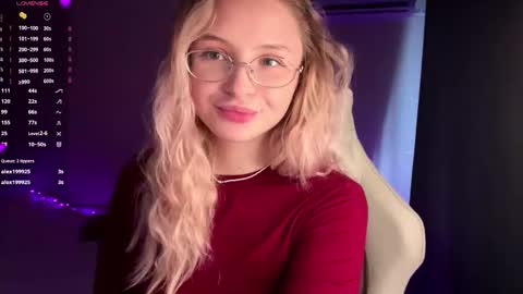 Snapshot of deonnagarn chatting on February 19, 2026, 8:21 am Vi Victoria online show from February 19, 2026, 8:21 am