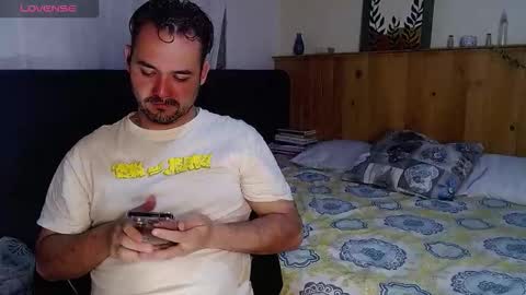 Snapshot of dereck_mills3 chatting on January 18, 2026, 2:59 am Dereck Mills3 online show from January 18, 2026, 2:59 am