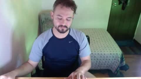 Snapshot of dereck_mills3 chatting on March 18, 2026, 2:26 am Dereck Mills3 online show from March 18, 2026, 2:26 am