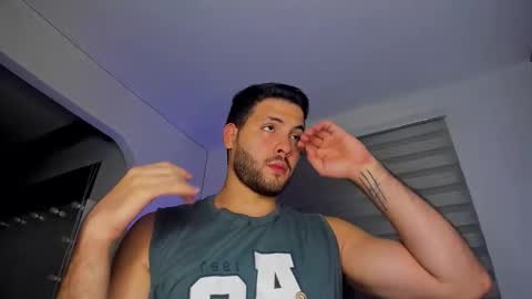 dereckhardd online show from March 15, 2026, 8:09 am