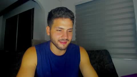 Snapshot of dereckhardd chatting on May 8, 2026, 1:11 am dereckhardd online show from May 8, 2026, 1:11 am