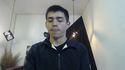 Snapshot of derek__west chatting on October 21, 2025, 12:50 pm online show from October 21, 2025, 12:50 pm