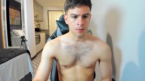 Snapshot of derek_hussain chatting on October 3, 2025, 12:29 am Derek Hussain online show from October 3, 2025, 12:29 am