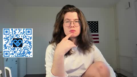 Derek online show from November 12, 2025, 12:16 pm