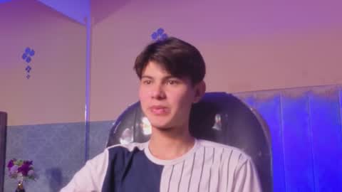 derek_sinn online show from March 3, 2026, 8:04 pm