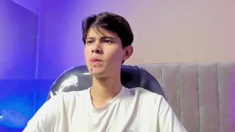 derek_sinn online show from March 24, 2026, 12:32 pm