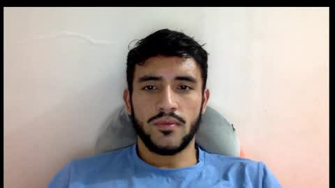 Snapshot of derek_smiith chatting on January 18, 2025, 2:25 am Derek smiith online show from January 18, 2025, 2:25 am