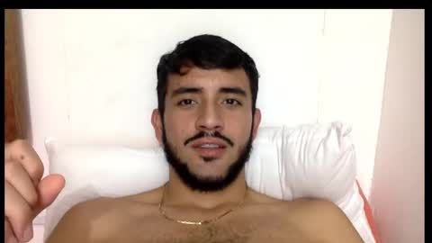 Snapshot of derek_smiith chatting on January 20, 2025, 8:07 pm Derek smiith online show from January 20, 2025, 8:07 pm