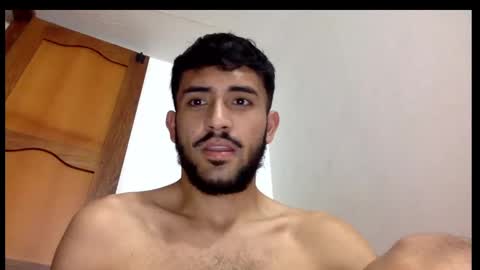 Snapshot of derek_smiith chatting on February 12, 2025, 6:51 am Derek smiith online show from February 12, 2025, 6:51 am