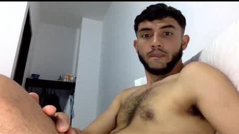 Snapshot of derek_smiith chatting on November 24, 2025, 7:13 pm Derek smiith online show from November 24, 2025, 7:13 pm