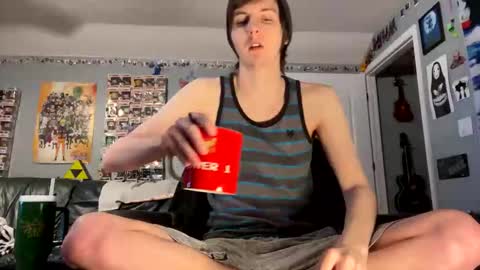 Snapshot of derekdings chatting on March 17, 2026, 8:23 pm derekdings online show from March 17, 2026, 8:23 pm