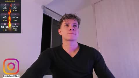 Derek  IG Derekolsen2024 online show from October 19, 2025, 2:23 am