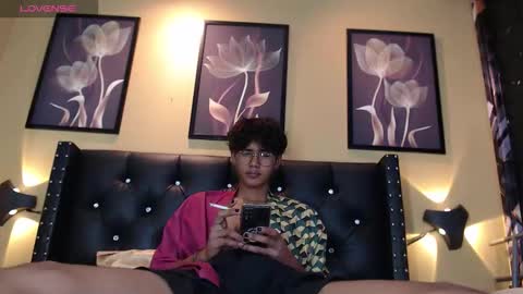 Snapshot of deren_ chatting on December 14, 2025, 12:05 am DEREN online show from December 14, 2025, 12:05 am