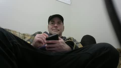 Snapshot of derf007 chatting on February 21, 2025, 9:54 pm derf007 online show from February 21, 2025, 9:54 pm