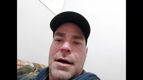 Snapshot of derf007 chatting on February 22, 2025, 12:19 pm derf007 online show from February 22, 2025, 12:19 pm