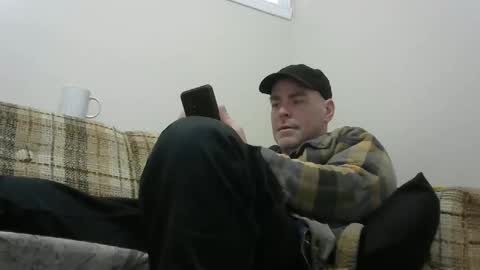 Snapshot of derf007 chatting on February 22, 2025, 3:25 pm derf007 online show from February 22, 2025, 3:25 pm